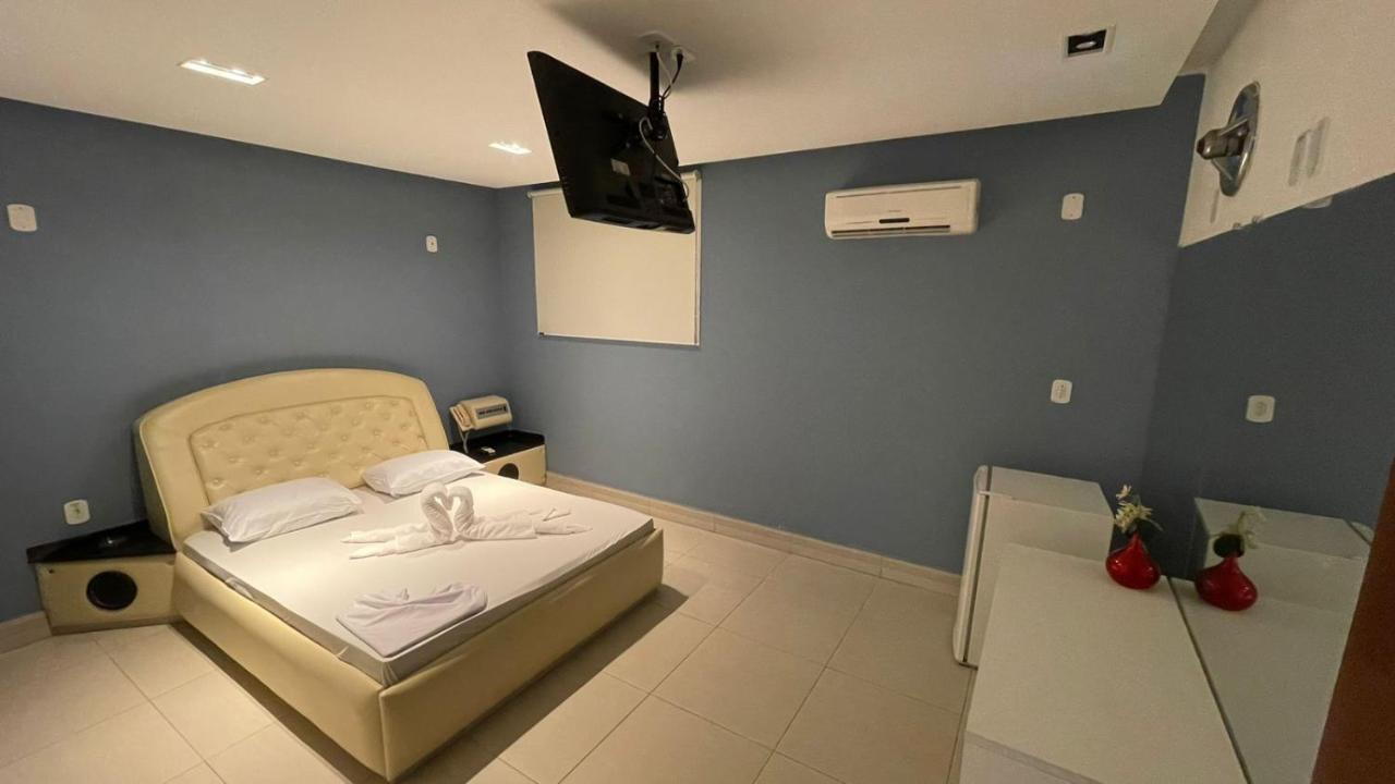 Lovely Motel - 7,5Km Do Santuario Nacional Roseira  Εξωτερικό φωτογραφία